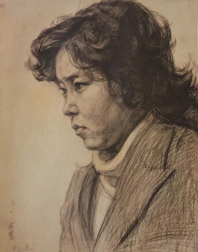 中央美术学院附中——素描人像作品精选