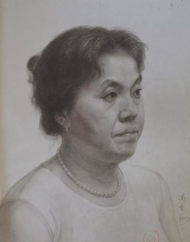 中央美术学院附中——素描人像作品精选