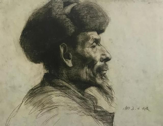 中央美术学院附中——素描人像作品精选