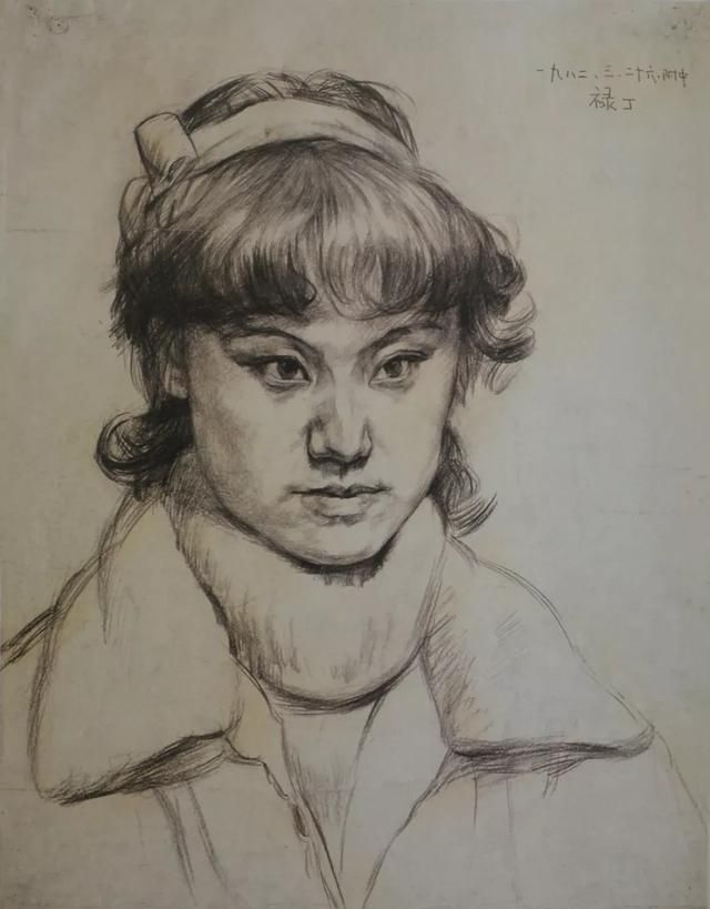 中央美术学院附中——素描人像作品精选